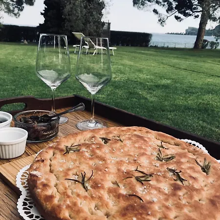 לינה וארוחת בוקר Bequi